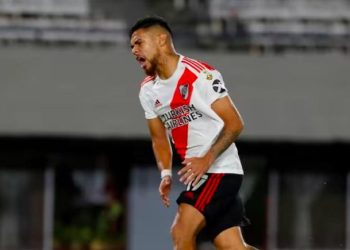 ¿Regreso a Chile? Paulo Díaz ve tambalear su paso por River Plate tras decisión drástica de su técnico
