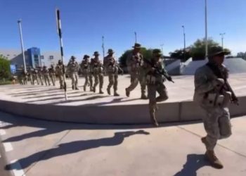 Perú militariza la frontera con Chile: crisis migratoria o cortina militar