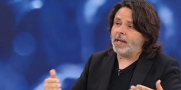 Encuestadoras critican sondeo La Cosa Nostra que dirige Alberto Mayol y acusan presunta falta de respaldo metodológico