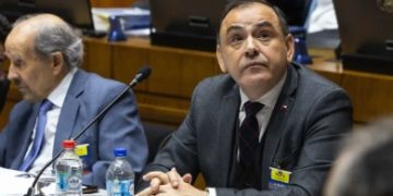 Senado aprueba acusación constitucional contra el juez Antonio Ulloa y abre vía a su destitución