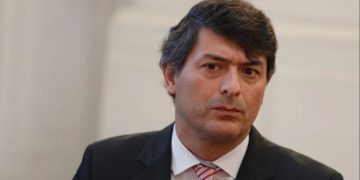 Prevén que electorado de Parisi se inclinaría por Kast o Kaiser en eventual segunda vuelta