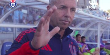 Gustavo Álvarez anuncia su salida de Universidad de Chile: “La diferencia la paga el entrenador, los jugadores y lo sufre el hincha”