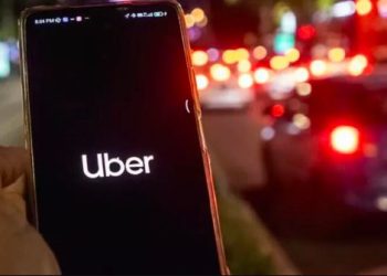 Retrasos contractuales aplazan la puesta en marcha del reglamento de la Ley Uber