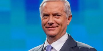 “Pelo corto, uniforme y casas de castigo”: la apuesta de Kast que revive fantasmas de control absoluto en cárceles