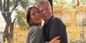 Cirugía, dinero y exposición pública: el cambio físico de esposo de Rosario Bravo instala debate en la farándula