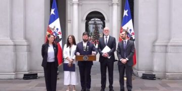 Gobierno defiende norma para despidos en el Estado y reaviva acusaciones de “amarre” administrativo
