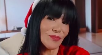 Anita Alvarado vuelve a sacudir la farándula con provocadora apuesta navideña