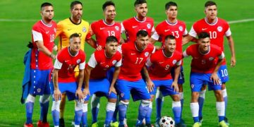 Rumor de quiebre sacude a exseleccionado de La Roja y lo vincula con figura de reality