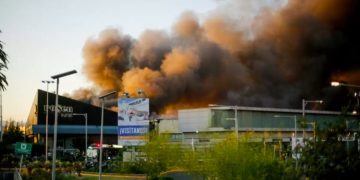 Aprovecharon el caos: registran robos durante evacuación en Mall Plaza Norte