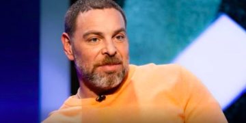 José Antonio Neme en el ojo del huracán: acusan al animador de “actitud maltratadora” con garzón en restaurante del Barrio Lastarria