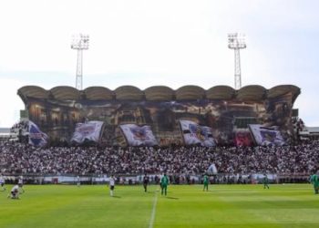 Crisis en Colo Colo: funcionarios denuncian “medida discriminatoria” y destapan tenso conflicto interno en el Monumental