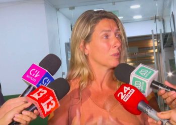 Macarena Tondreau sufre violenta encerrona en Vitacura: “Me apuntaron al vidrio frente a mi hija”