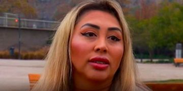 Naya Fácil presume su Tesla Cybertruck de $150 millones… pero un insólito detalle le impide usarlo en Chile