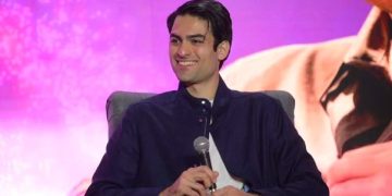 Matteo Bocelli en Viña 2026: retraso en su presentación desata memes, críticas y un debate sobre respeto al público