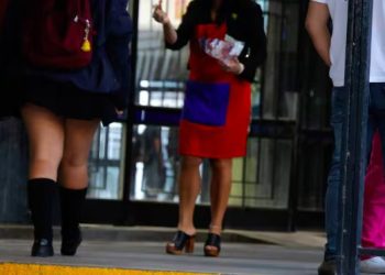 Escándalo en La Serena: profesores difundían fotos íntimas de apoderadas y colegas en chat secreto