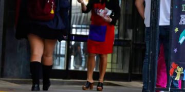 Escándalo en La Serena: profesores difundían fotos íntimas de apoderadas y colegas en chat secreto