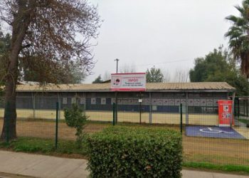 Curicó al límite: estudiante de 14 años intentó entrar a colegio con arma cargada y desata alarma total