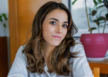 Ignacia Baeza se arrepiente de revelar su orientación sexual y lanza crítica sin filtro: “No tengo que contar con quién duermo”