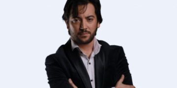 Tarotista que “acertó” triunfo de Kast lanza inquietante advertencia: ahora ve un escenario mucho más oscuro