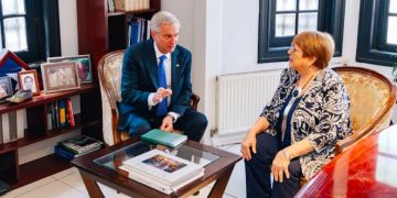 Kast arremete contra Bachelet en día clave ante la ONU: revive críticas y dispara contra el organismo internacional