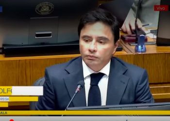 Rodolfo Carter lanza dura advertencia al Gobierno: acusa riesgo de “mentirle al país” tras polémica decisión en seguridad