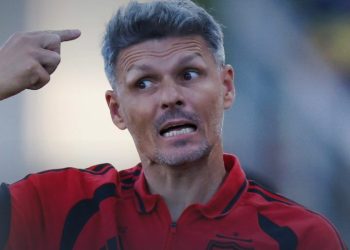 ¡Ortiz Remece el Monumental! Colo-Colo vuelve a la línea de tres