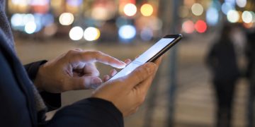 Roaming automático de emergencia: la función que puede mantener tu celular conectado cuando más lo necesitas