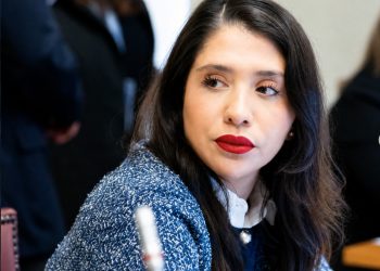 Consuelo Veloso desata tormenta en la Cámara: duros insultos contra Kast y Quiroz terminaron con un llamado al orden