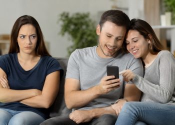 Peka Parra rompe el silencio tras anuncio de matrimonio y enfrenta rumor que apuntó directamente a su prometido