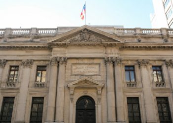 Anatocismo en la mira: la norma que podría cambiar el costo de las deudas y enfrenta a bancos con consumidores