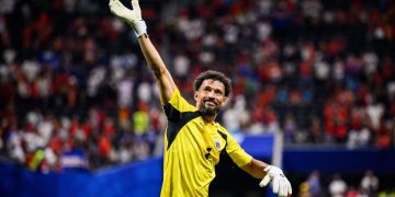 Saluda al Monumental: Aseguran que Vozinha, figura mundialera sería el nuevo arquero albo