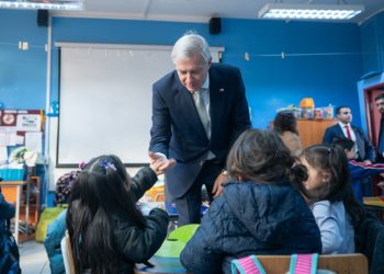 presidente anuncia ley aulas protegidas