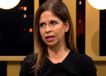ale valle contra karina alvarez