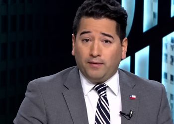 javier olivares contra el gobierno por funeral de cabo