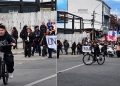 carlitos run en marcha estudiantil